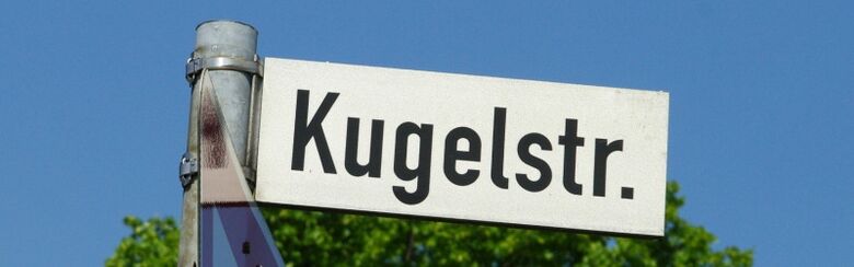 Straßenschild Kugelstraße