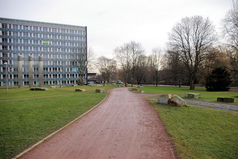 Dr.-Johannes-Kroker-Weg von der Heßlerstraße aus