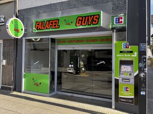Falafel-Guys 01.jpg