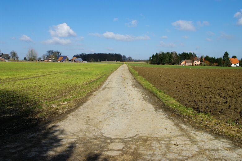 Straße-RH61 Richtung Wambelner Straße