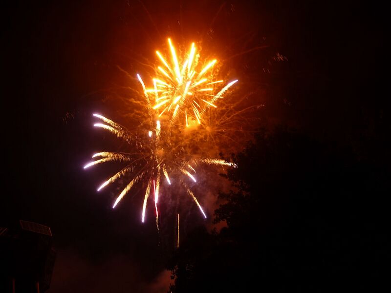 Datei:Feuerwerk2009 044.jpg