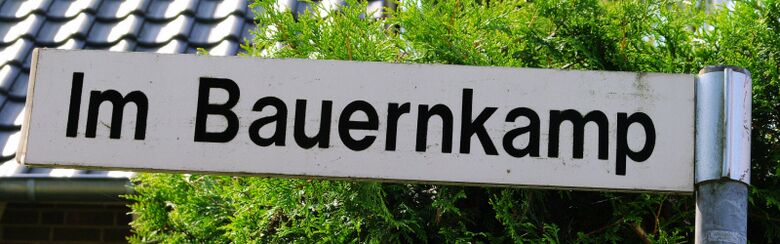 Straßenschild Im Bauernkamp